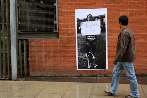 ‟When will I get justice?‟
Colocación de carteles en las calles de Manchester, 2011