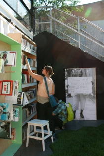  Exposition dans le cadre du Quartier Littéraire du Festival International de Littérature de Montréal, du 20 au 29 septembre 2013.
